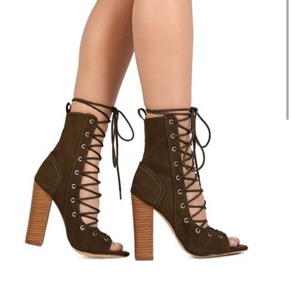 Liliana Army Green Lace-Up Block Heel Booties-Women's Size 9